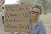 齐河特斯拉在得州奥斯汀遭遇抗议活动：反对马斯克Robotaxi计划